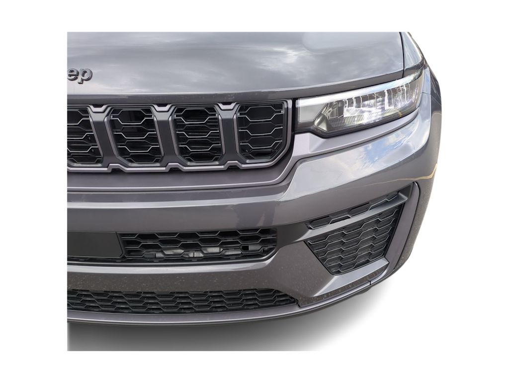 Thumbnail: 2026 Jeep Grand Cherokee - 25