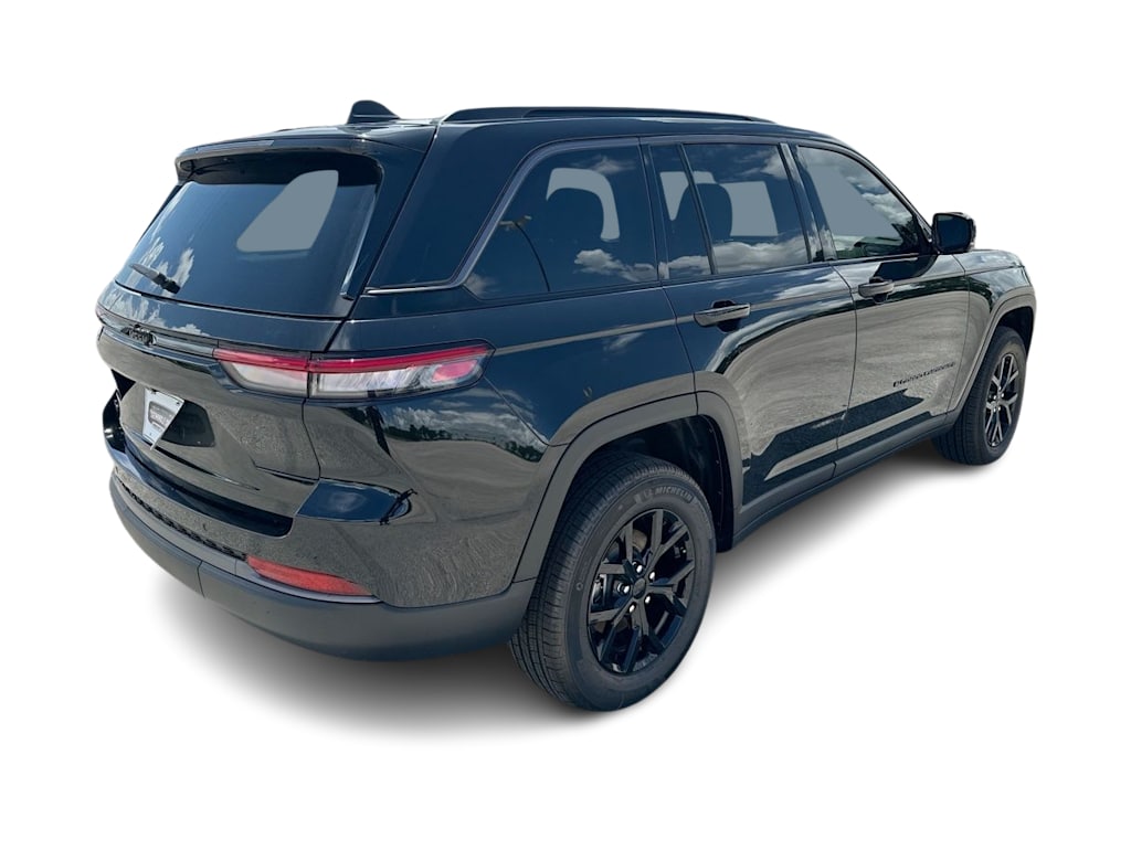 Thumbnail: 2026 Jeep Grand Cherokee - 20