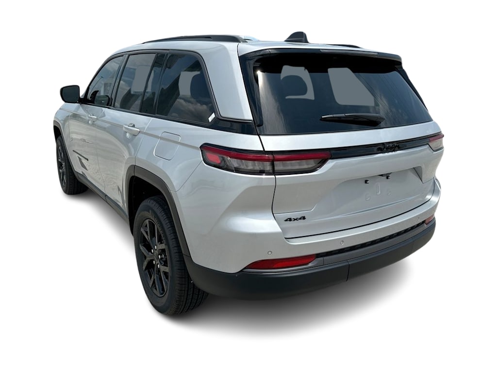 Thumbnail: 2026 Jeep Grand Cherokee - 3