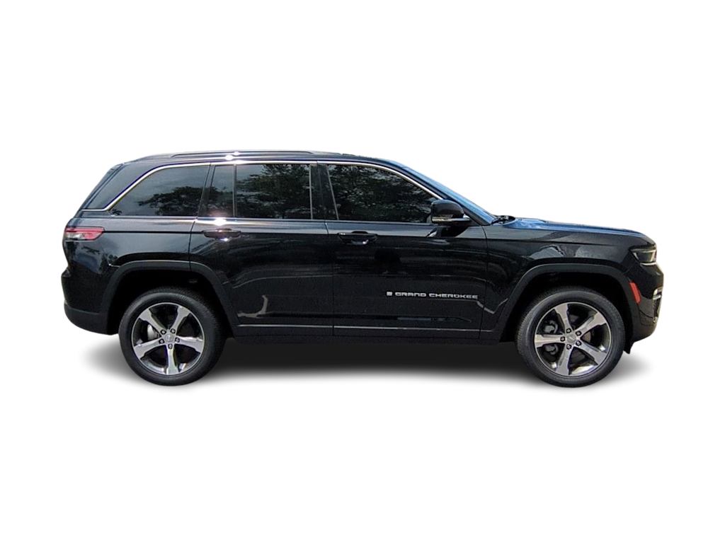 Thumbnail: 2025 Jeep Grand Cherokee - 23