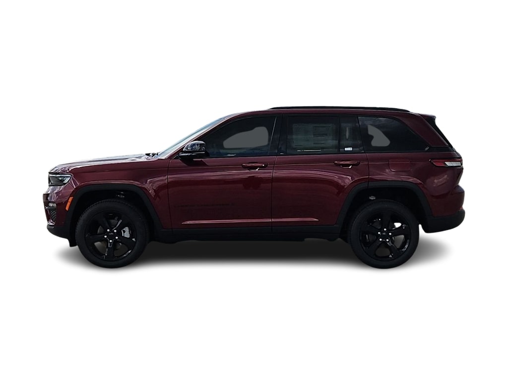 Thumbnail: 2025 Jeep Grand Cherokee - 3