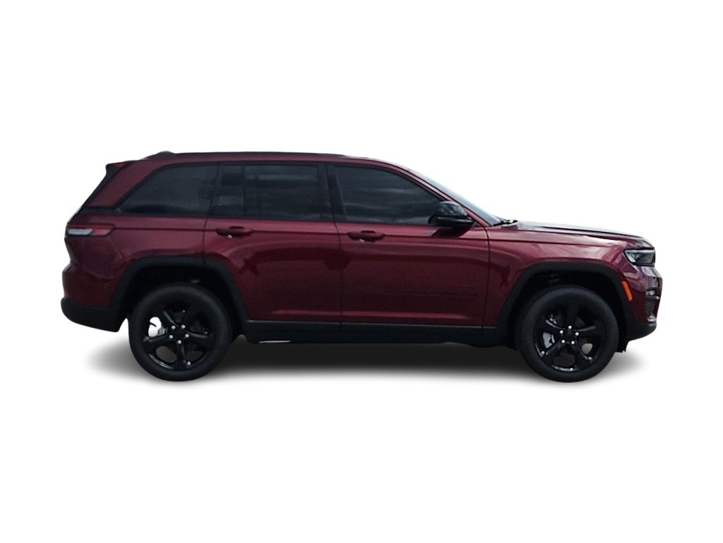 Thumbnail: 2025 Jeep Grand Cherokee - 21