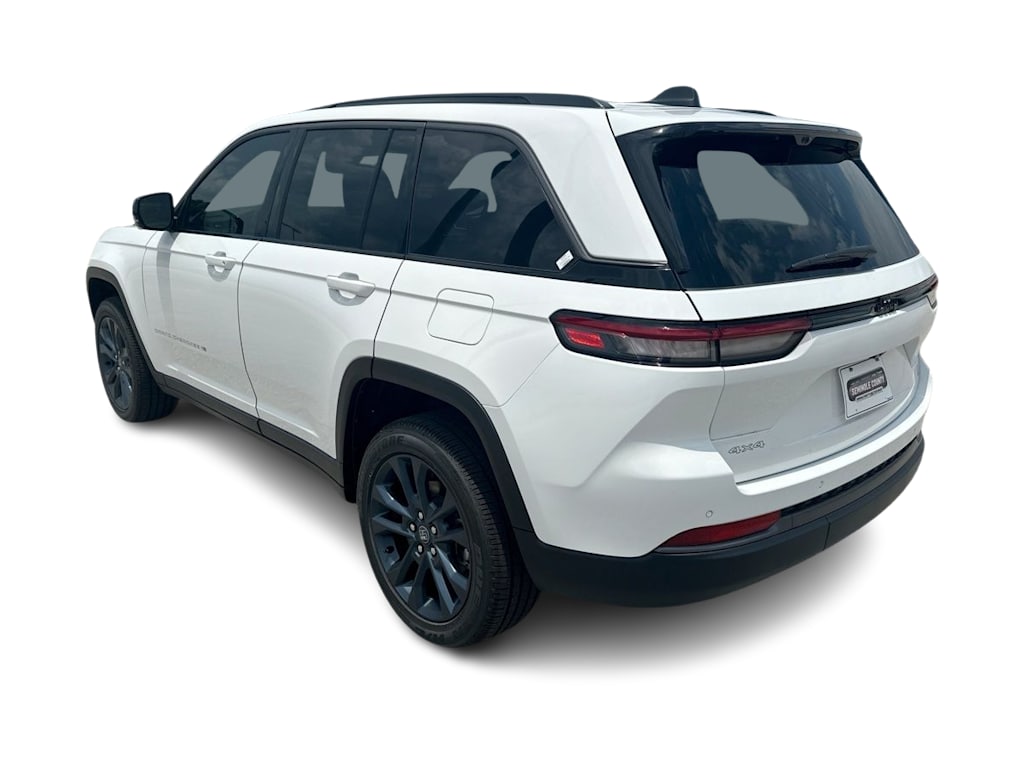 Thumbnail: 2026 Jeep Grand Cherokee - 3
