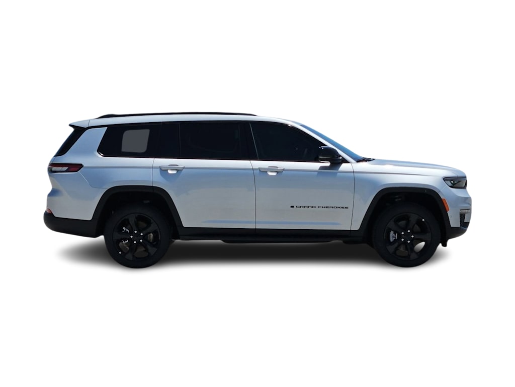 Thumbnail: 2025 Jeep Grand Cherokee L - 22