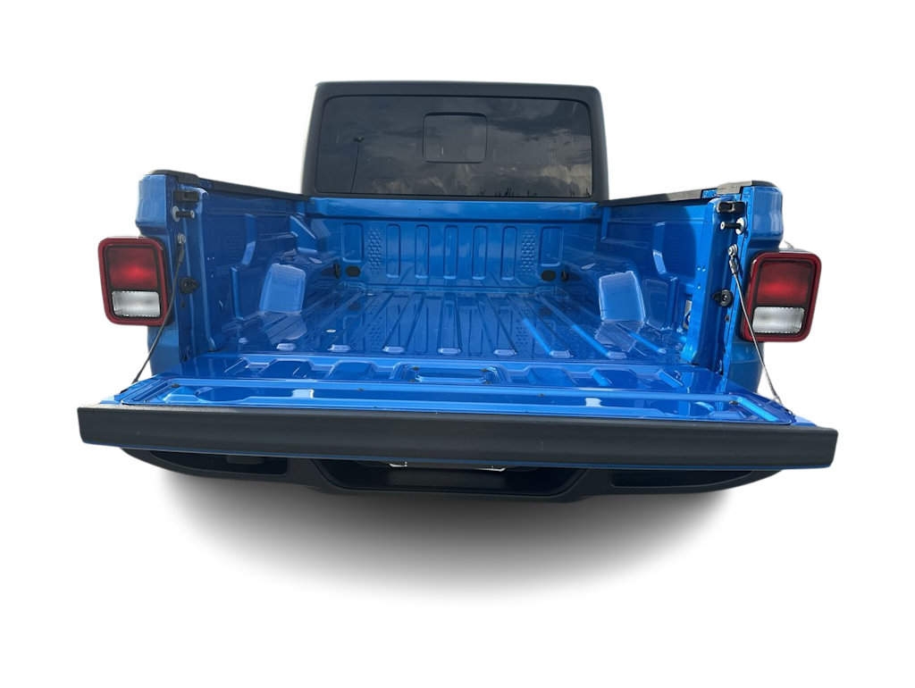 Thumbnail: 2024 Jeep Gladiator - 17