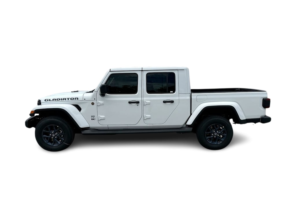 Thumbnail: 2026 Jeep Gladiator - 3