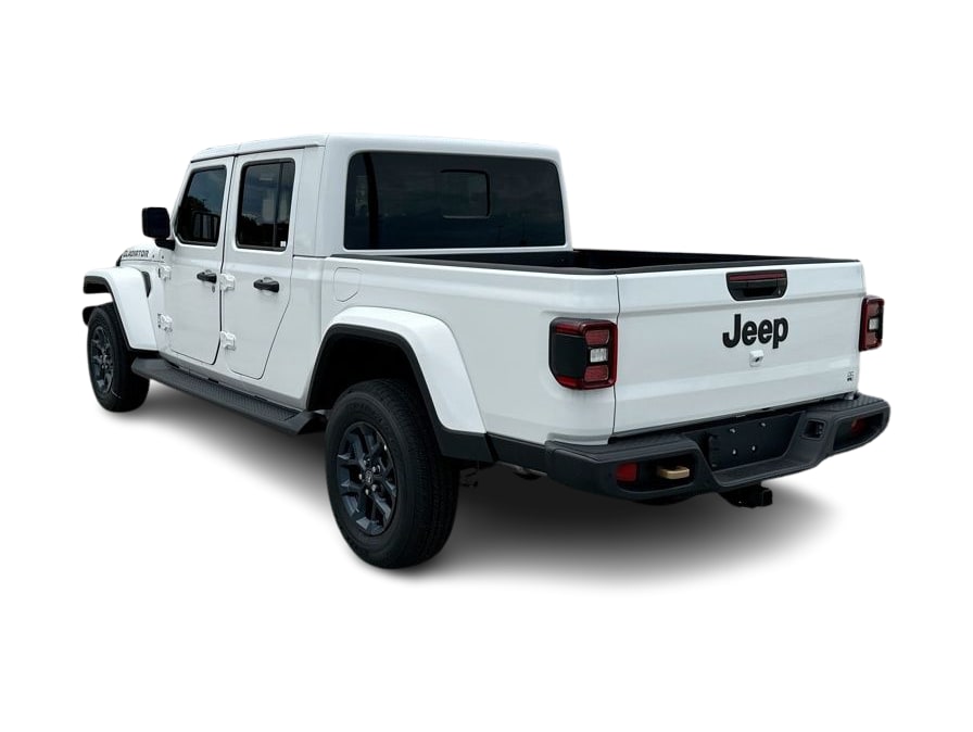 Thumbnail: 2026 Jeep Gladiator - 4