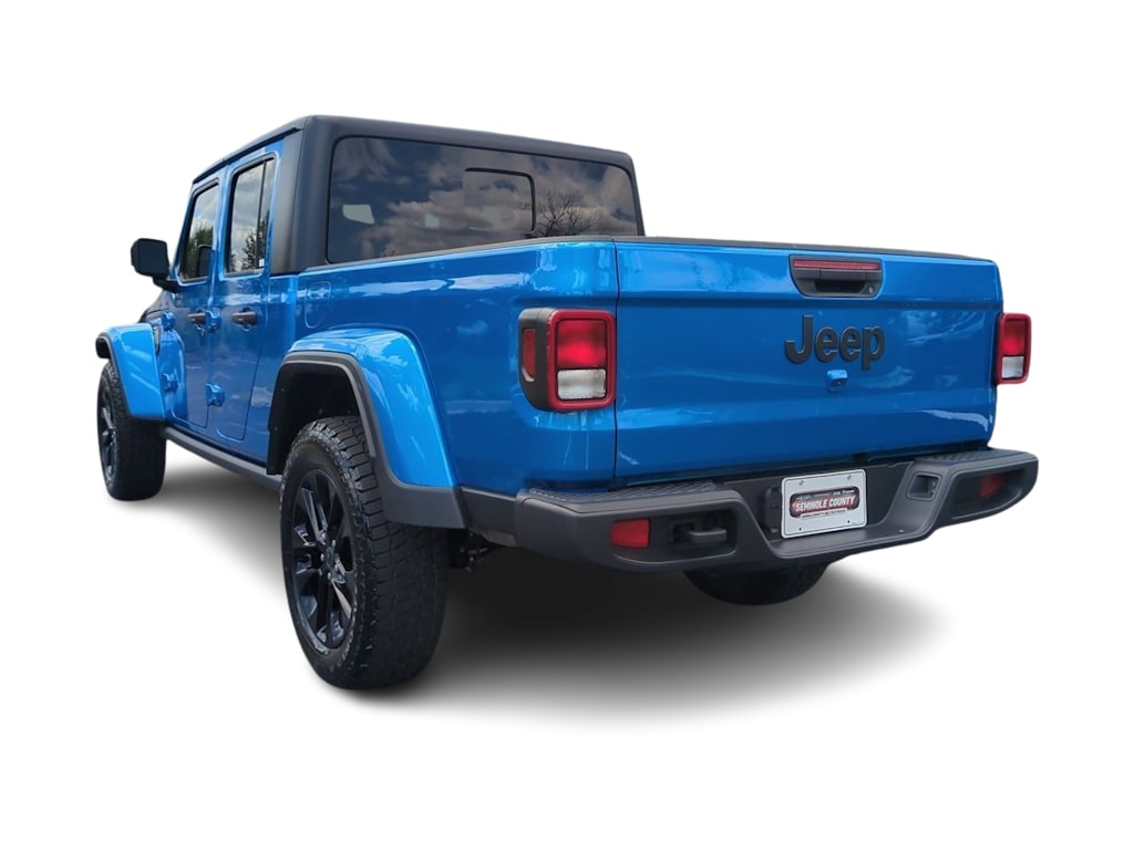 Thumbnail: 2025 Jeep Gladiator - 4