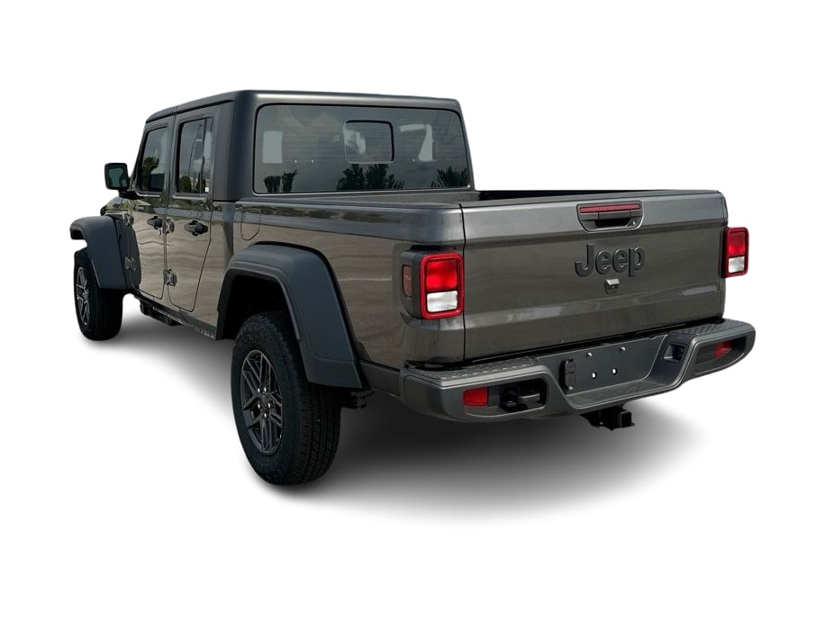 Thumbnail: 2026 Jeep Gladiator - 4