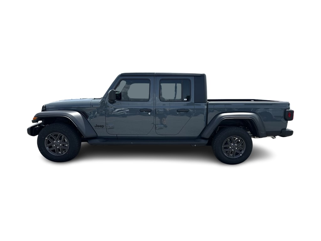 Thumbnail: 2026 Jeep Gladiator - 3