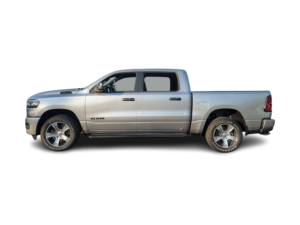 Thumbnail: 2026 RAM 1500 - 3