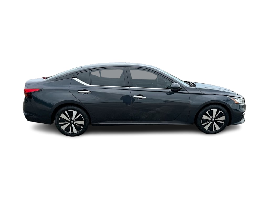 Thumbnail: 2020 Nissan Altima - 21