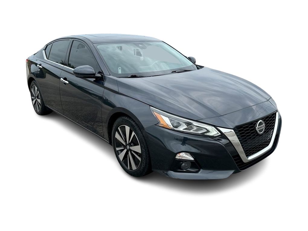 Thumbnail: 2020 Nissan Altima - 18