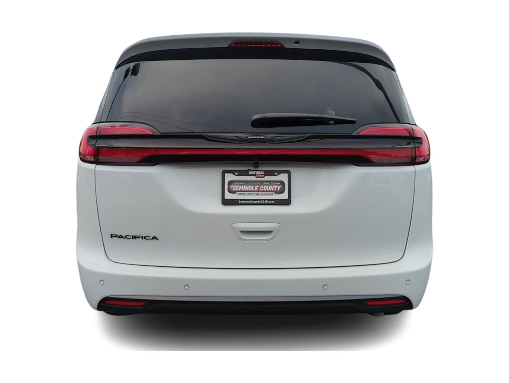 Thumbnail: 2026 Chrysler Pacifica - 5