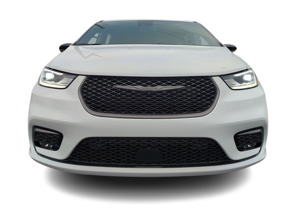 Thumbnail: 2026 Chrysler Pacifica - 6