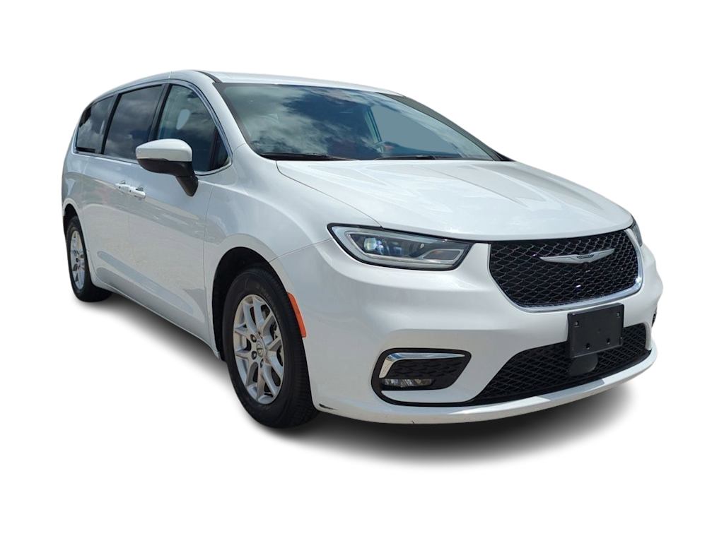 Thumbnail: 2023 Chrysler Pacifica - 19