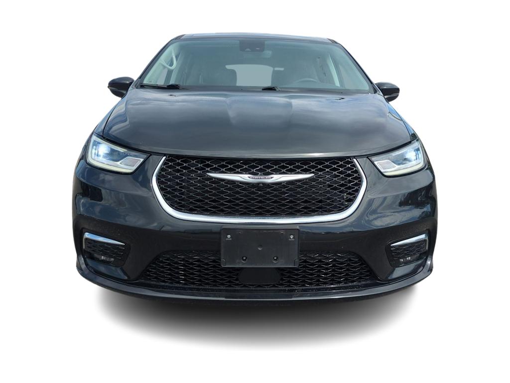 Thumbnail: 2023 Chrysler Pacifica - 6