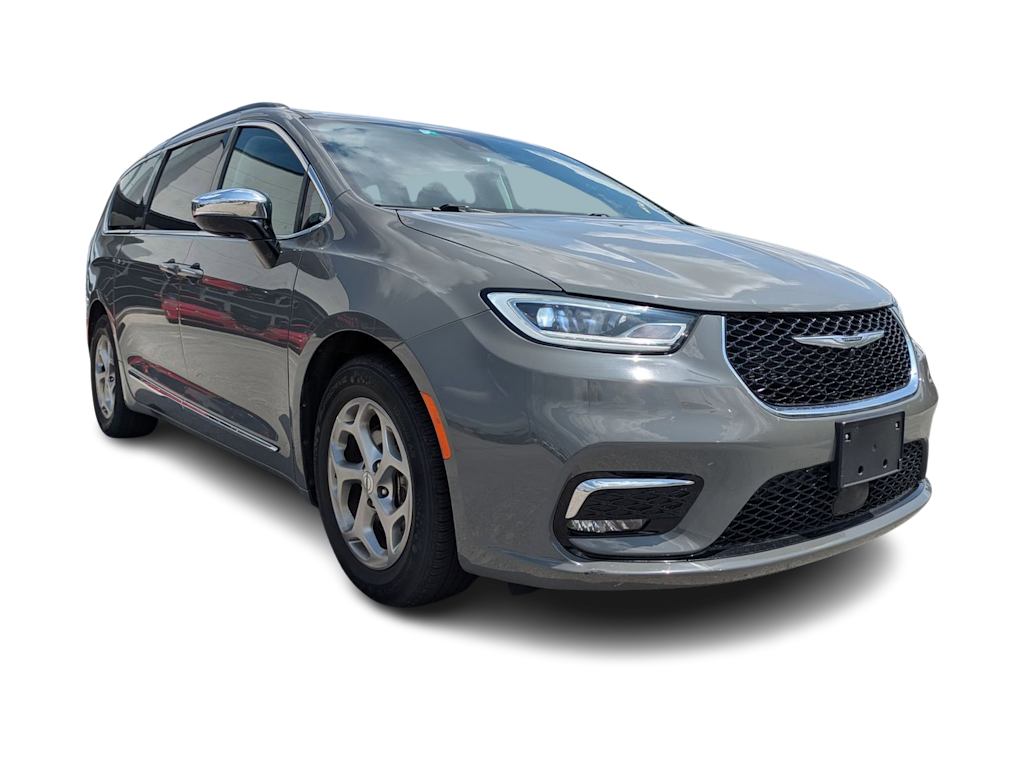 Thumbnail: 2023 Chrysler Pacifica - 8