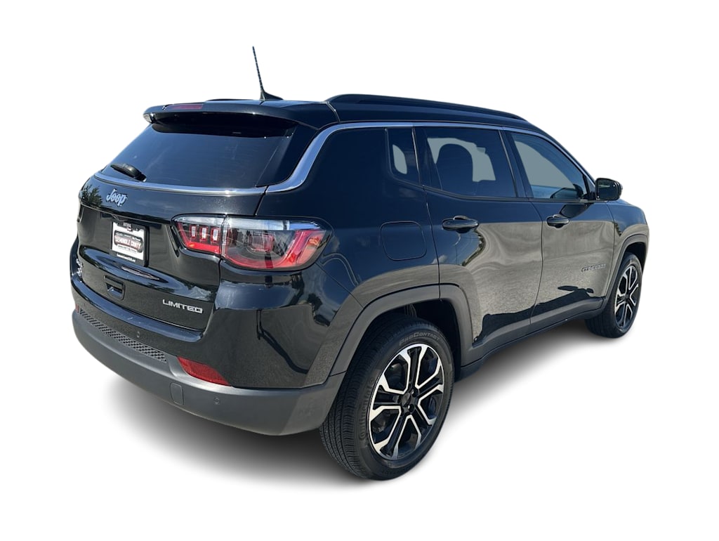 Thumbnail: 2023 Jeep Compass - 26
