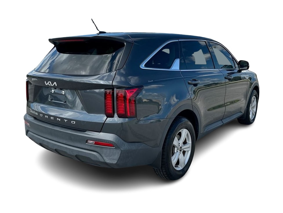 Thumbnail: 2022 Kia Sorento - 22