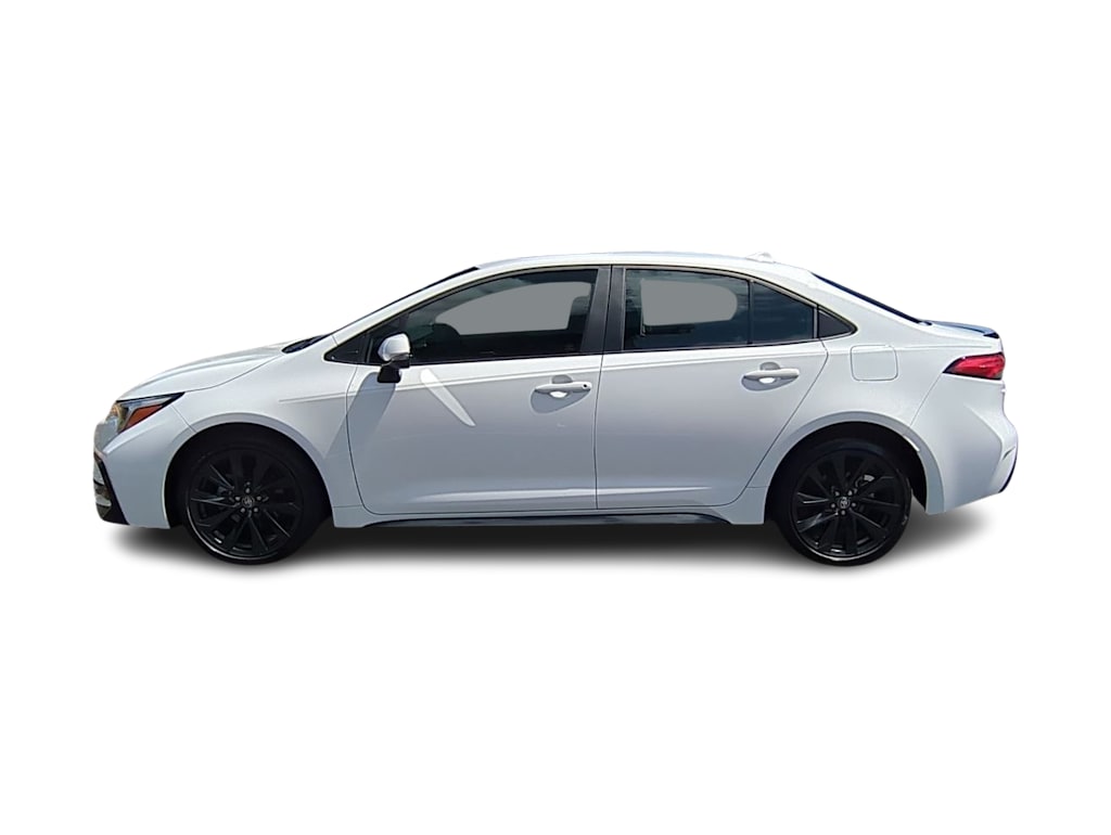 2023 Toyota Corolla XSE 3
