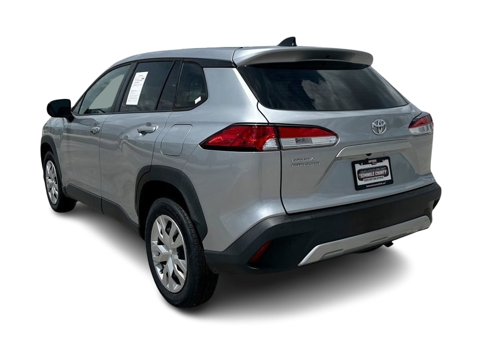 Thumbnail: 2022 Toyota Corolla Cross - 4