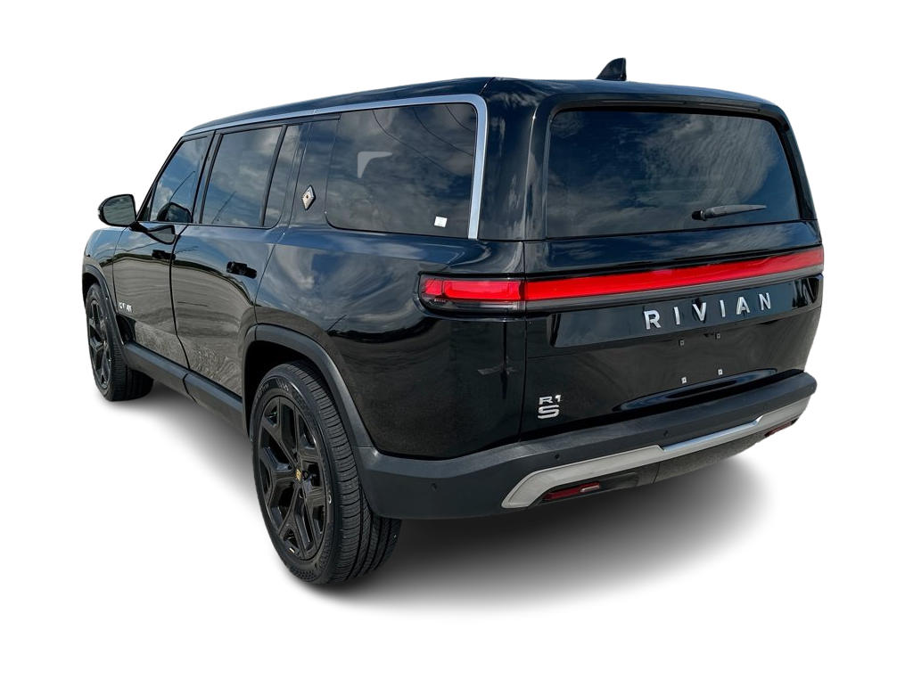 Thumbnail: 2024 Rivian R1S - 4