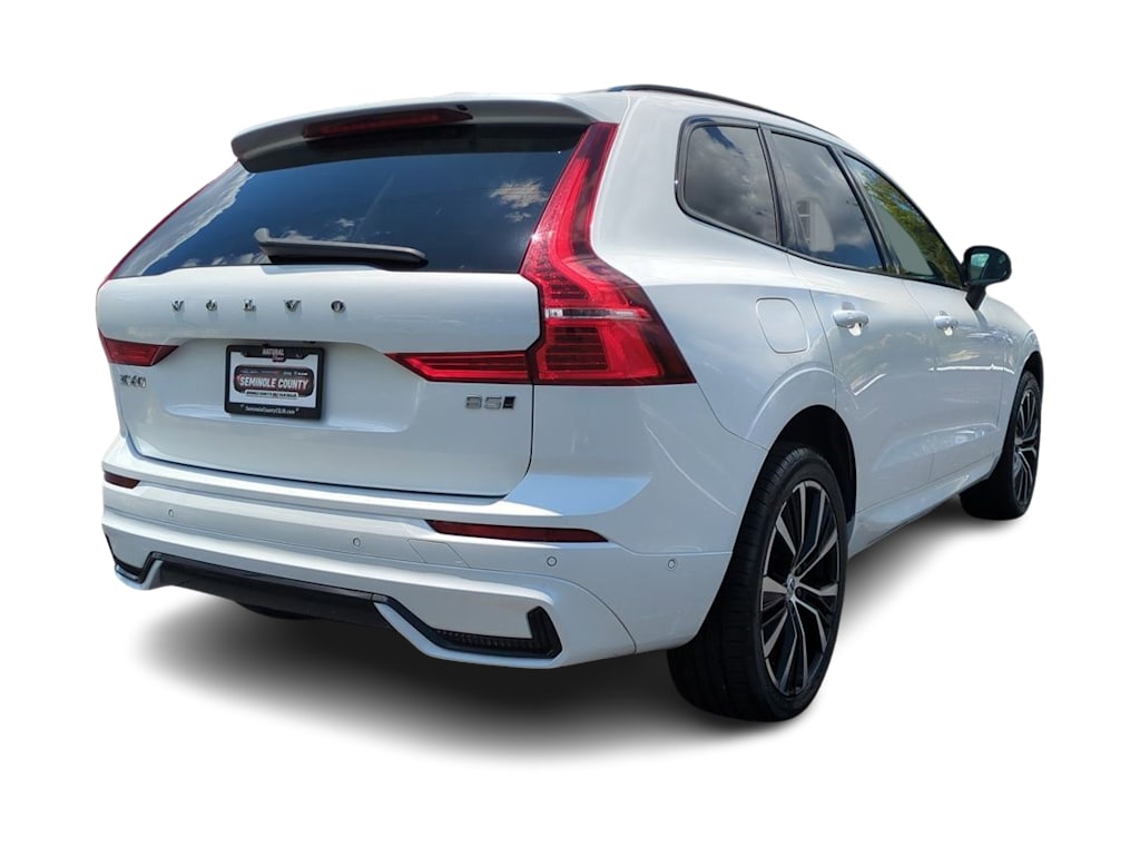Thumbnail: 2024 Volvo XC60 - 21
