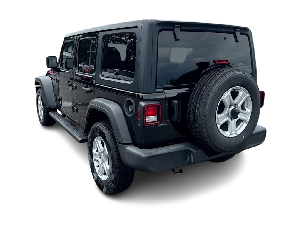 Thumbnail: 2021 Jeep Wrangler - 25