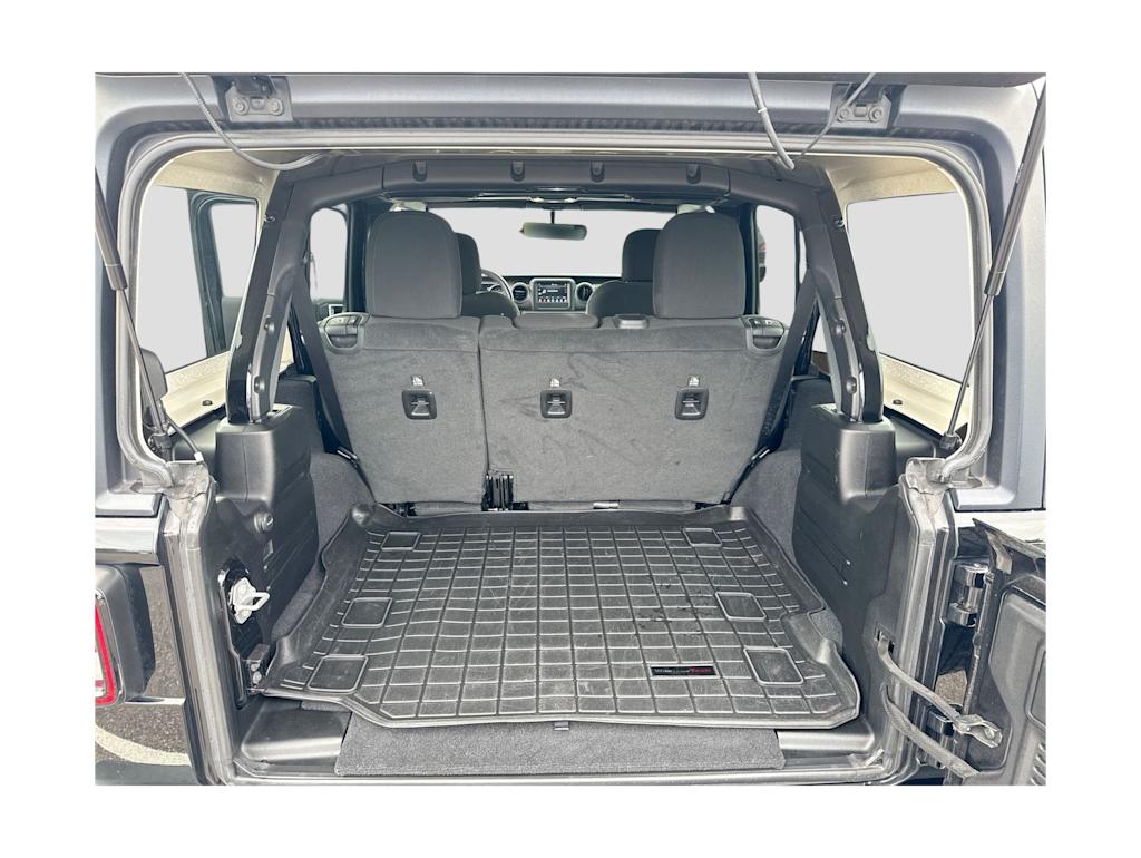 Thumbnail: 2021 Jeep Wrangler - 17