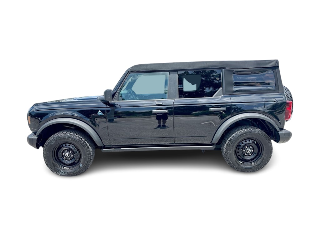 Thumbnail: 2023 Ford Bronco - 22