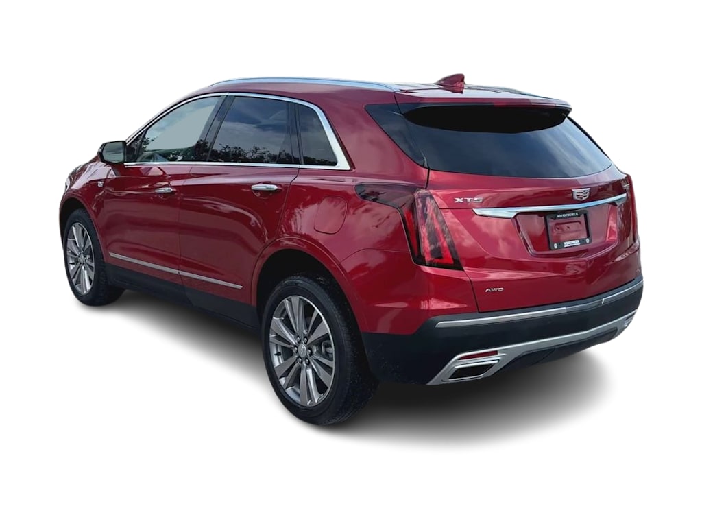 Thumbnail: 2025 Cadillac XT5 - 4