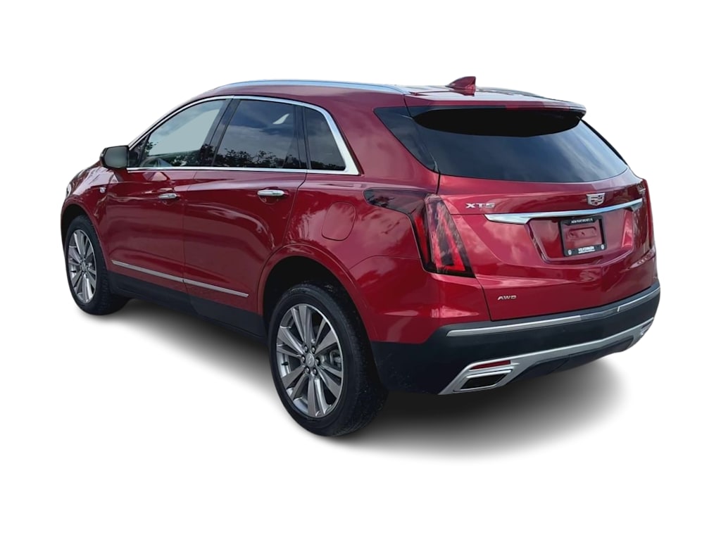 Thumbnail: 2025 Cadillac XT5 - 4