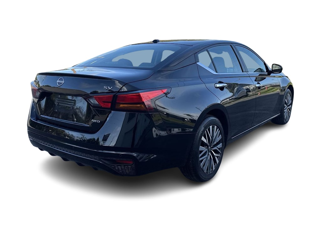 Thumbnail: 2024 Nissan Altima - 24