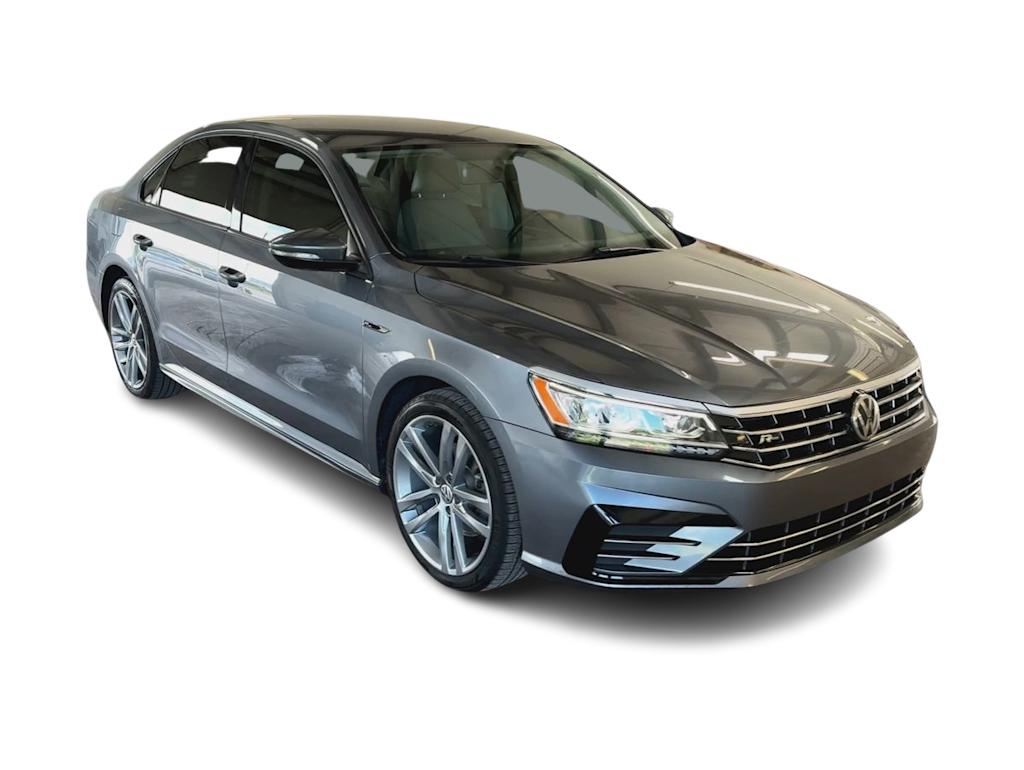 Thumbnail: 2018 Volkswagen Passat - 18