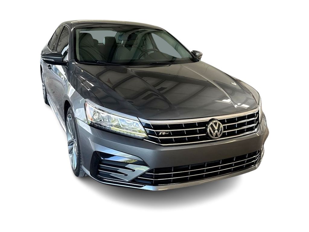 Thumbnail: 2018 Volkswagen Passat - 28