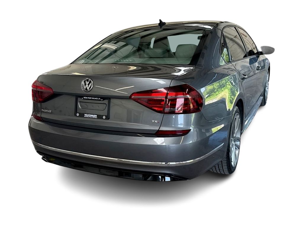 Thumbnail: 2018 Volkswagen Passat - 26