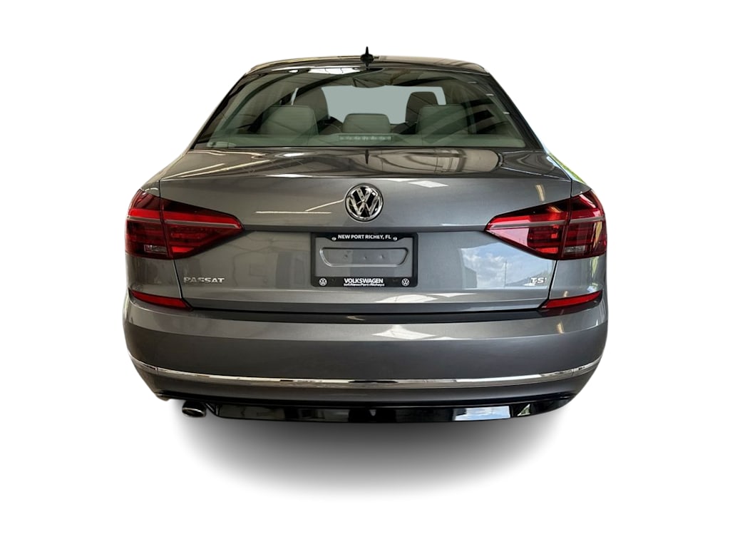 Thumbnail: 2018 Volkswagen Passat - 25