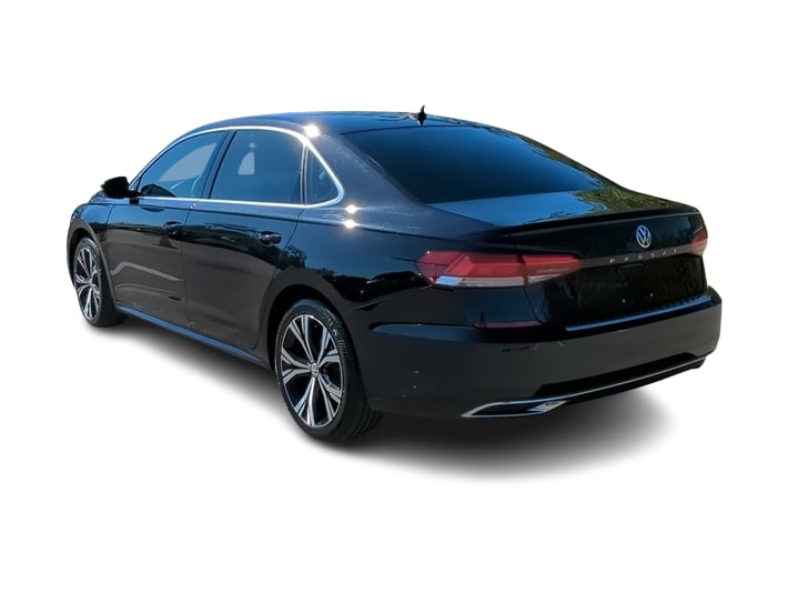 2021 Volkswagen Passat SE 4