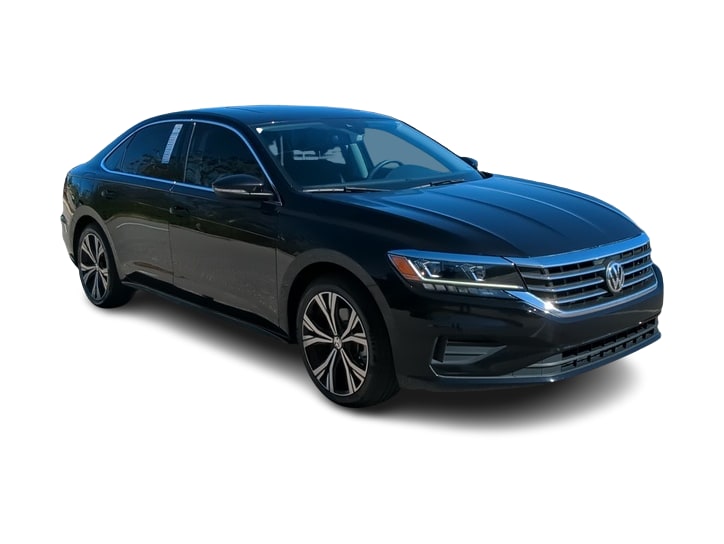 2021 Volkswagen Passat SE 19