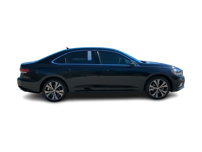 2021 Volkswagen Passat SE 23