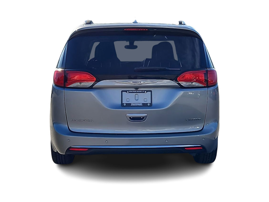 Thumbnail: 2020 Chrysler Pacifica - 5