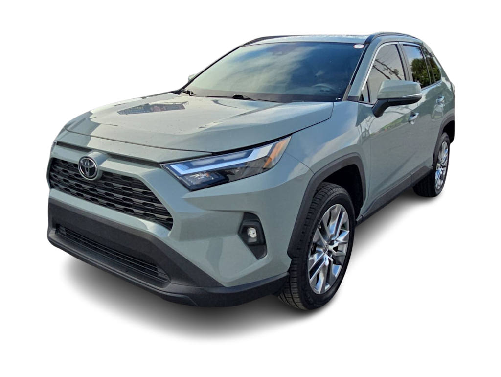 Thumbnail: 2022 Toyota RAV4 - 22