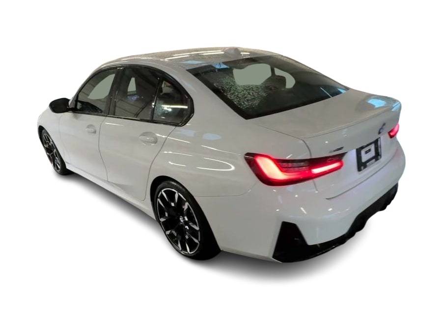 Thumbnail: 2026 BMW 3 Series - 21