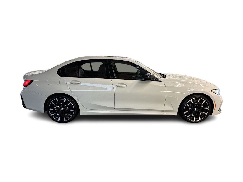 Thumbnail: 2026 BMW 3 Series - 26