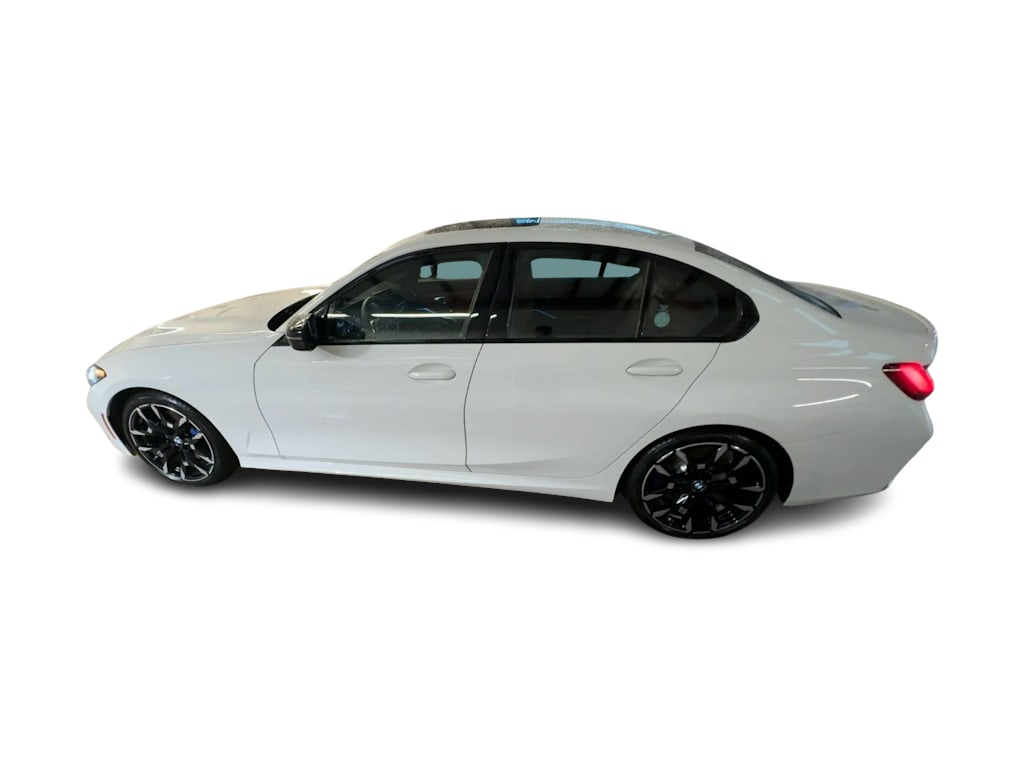 Thumbnail: 2026 BMW 3 Series - 20