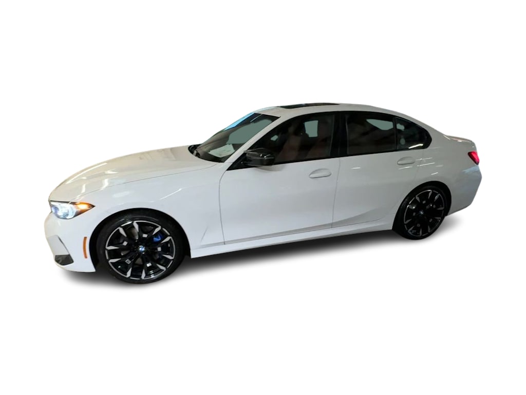 Thumbnail: 2026 BMW 3 Series - 3