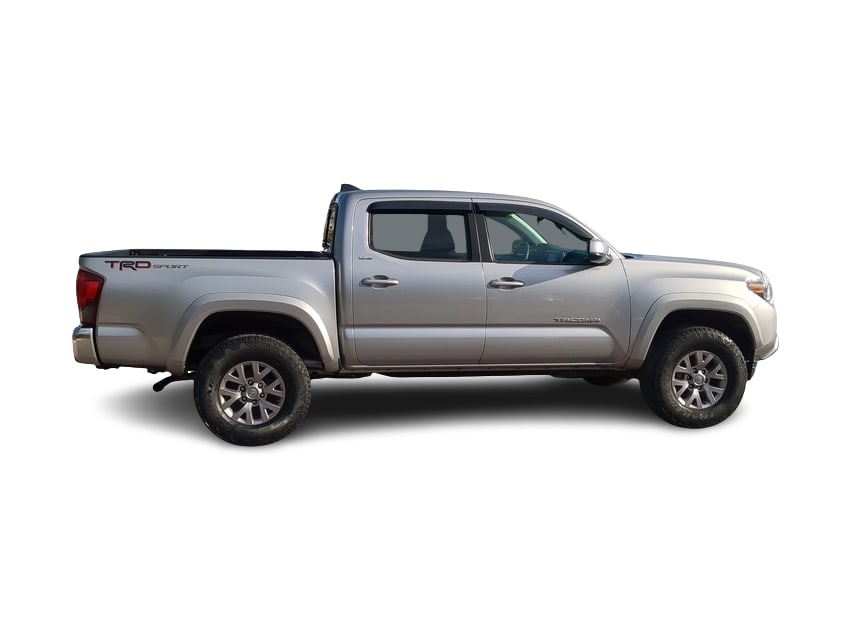 2020 Toyota Tacoma SR5 22