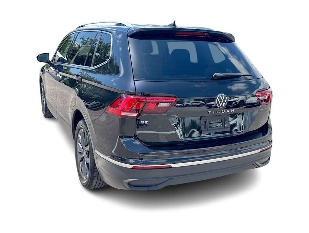 Thumbnail: 2022 Volkswagen Tiguan - 25
