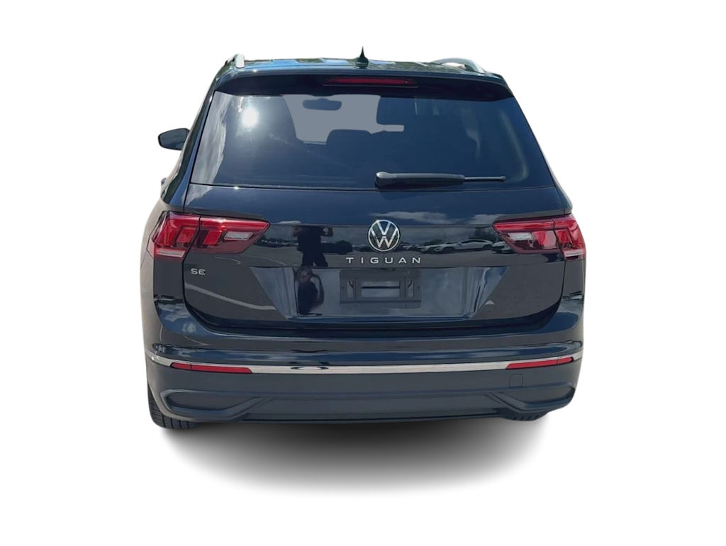 Thumbnail: 2022 Volkswagen Tiguan - 5